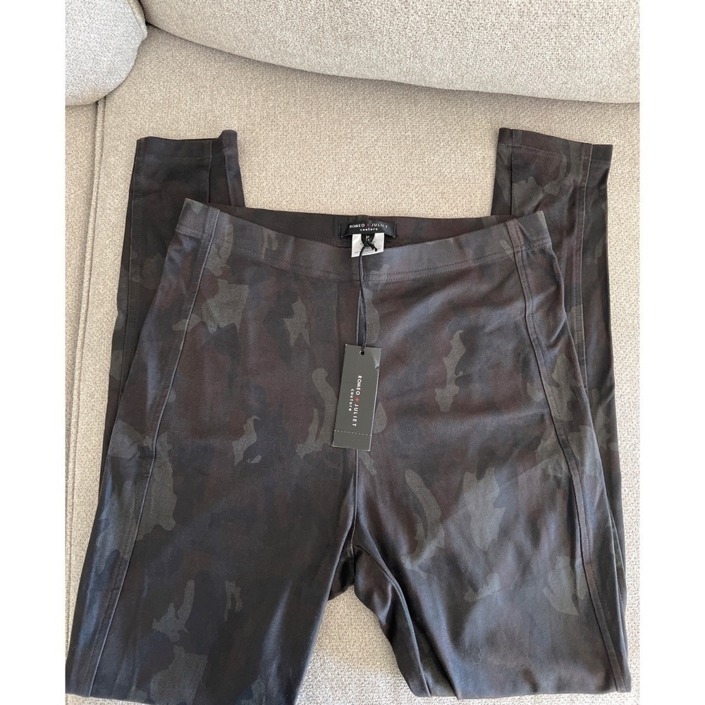Romeo & JULIET CAMO LEGGINGS - SIZE M - NWT - Picture 4 of 4